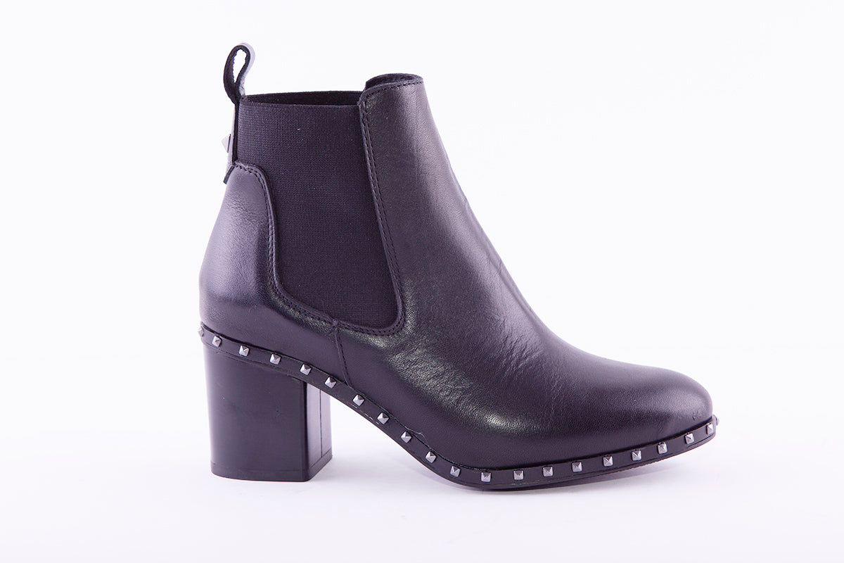 ALPE - 4345 MEDIUM HEEL CHELSEA BOOT - BLACK LEATHER