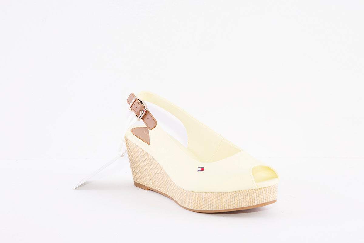 TOMMY HILFIGER - ICONIC ELBA-WEDGE SANDAL - LEMON
