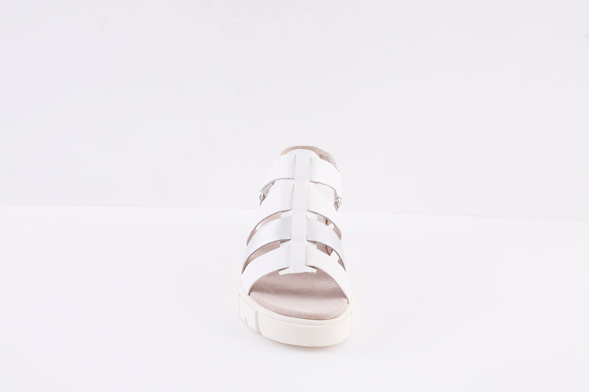CAPRICE - 28255-113 CHUNKY FASHION SANDAL - WHITE