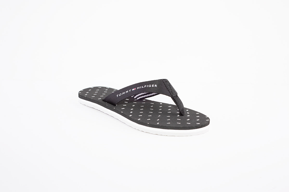 TOMMY HILFIGER -  FLAGS FLAT BEACH TOE-POST MULE - BLACK