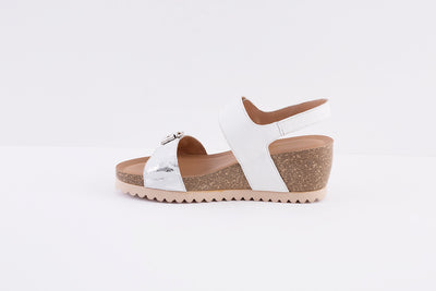 LOTUS - BRYNLEE WEDGE BUCKLE FASHION SANDAL - WHITE PRINT