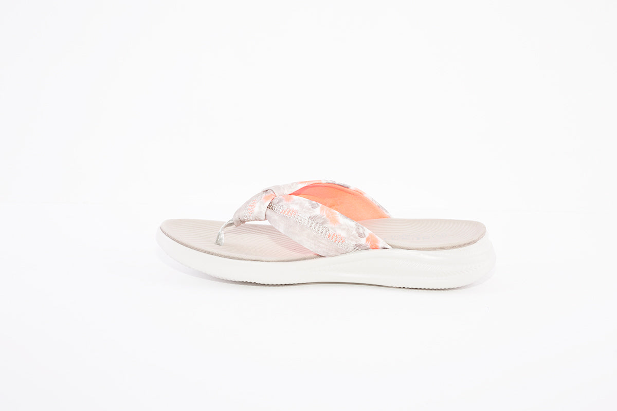 SUSST - MALIBU22 FABRIC FASHION TOE-POST MULE - TAUPE