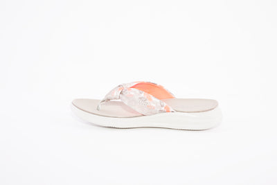 SUSST - MALIBU22 FABRIC FASHION TOE-POST MULE - TAUPE