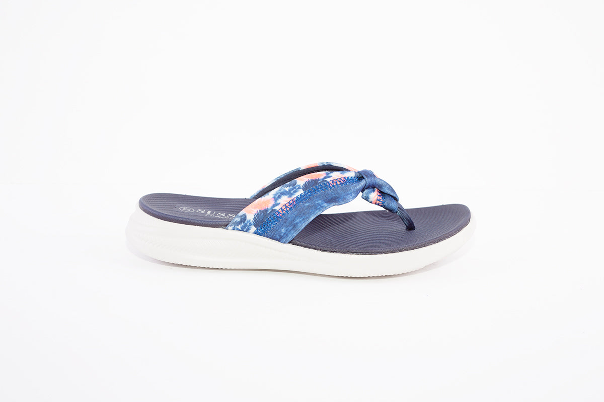 SUSST - MALIBU22 FABRIC FASHION TOE-POST MULE - NAVY