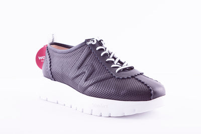 WONDERS - Sneaker in perforated leather (Black)