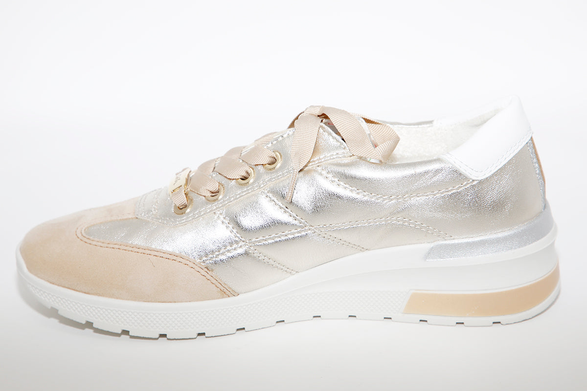 ARA - Lace-Up Trainers Nepal Camel/Gold