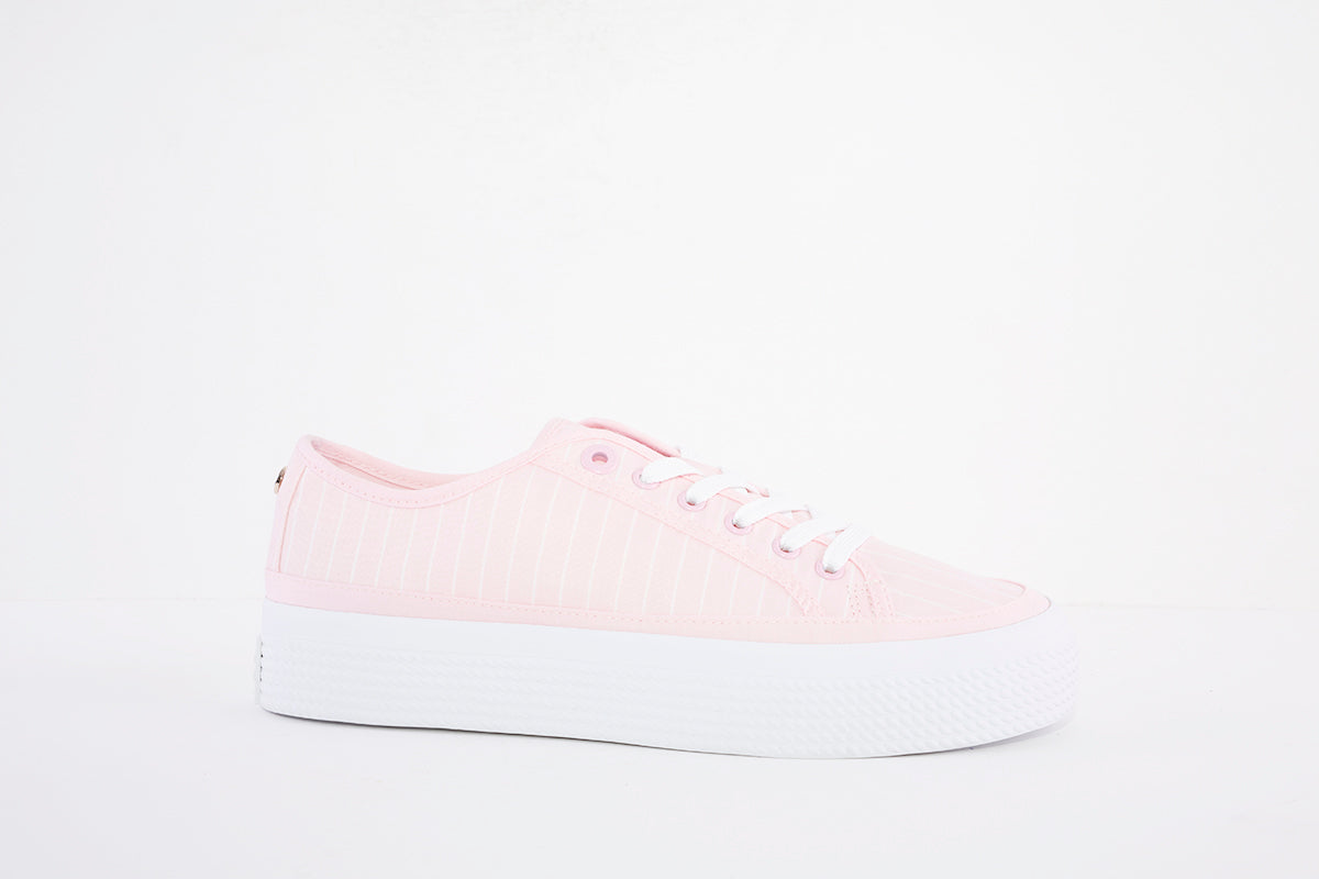 TOMMY HILFIGER - ESSENTIAL STRIP - LACED CANVAS SHOE - PINK
