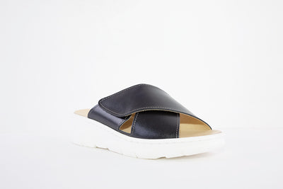BELVIDA 81.006 VELCRO STRAP COMFORT MULE - BLACK/WHITE