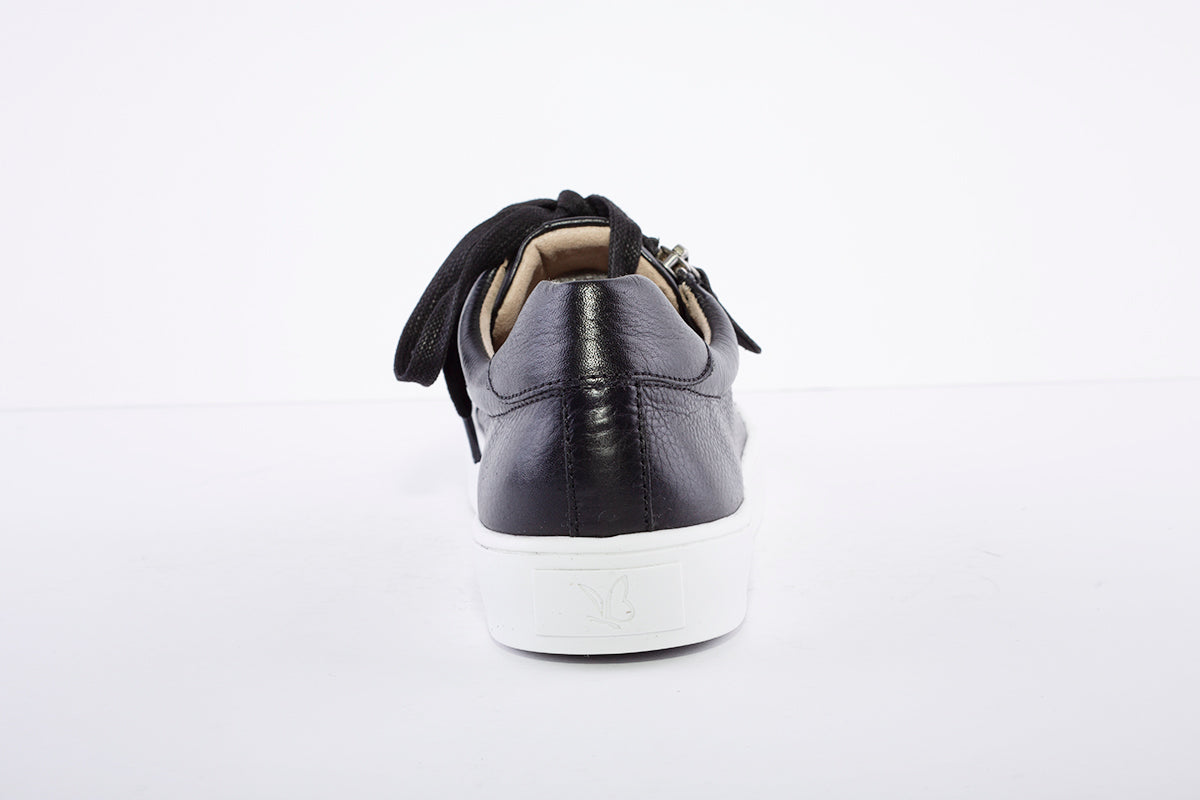 CAPRICE - LACED SHOE - BLACK LEATHER