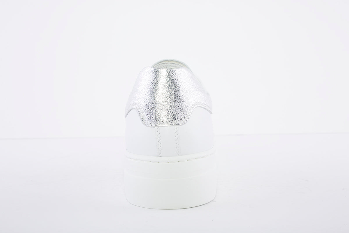 NeroGiardini - Leather Laced Sneakers - White/Silver