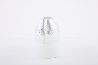 NeroGiardini - Leather Laced Sneakers - White/Silver