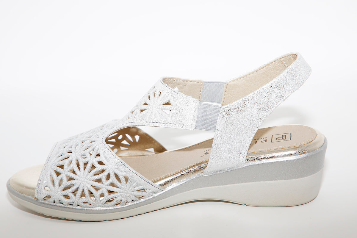 PITILLOS - 6010 LOW WEDGE SANDAL - SILVER