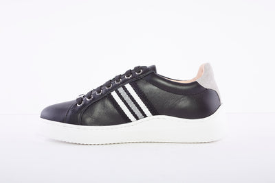 UNISA - Farola Black Leather Laced Sneakers