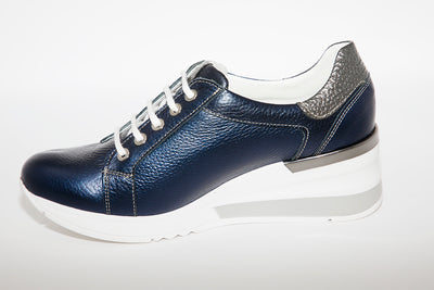 BAERCHI - LACED WEDGE SHOE - NAVY