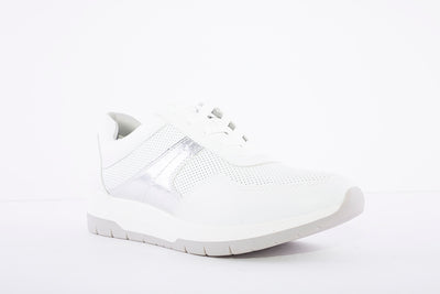 TAMARIS - LACED FASHION SHOE - WHITE/SILVER