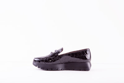 WONDERS A-2430  WEDGE LOAFER - BLACK PATENT