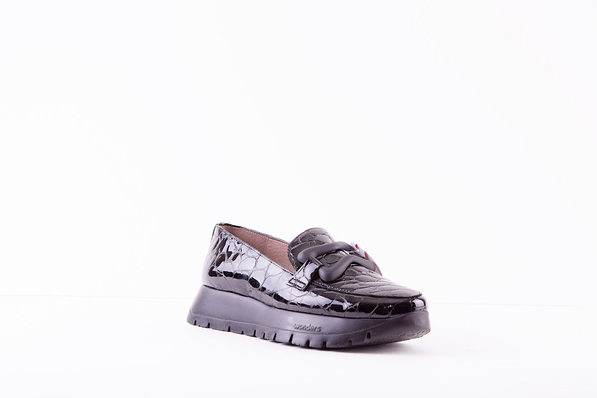 WONDERS A-2430  WEDGE LOAFER - BLACK PATENT