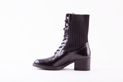 WONDERS G-6206 3/4 LENGTH LACED BOOT - BLACK LEATHER