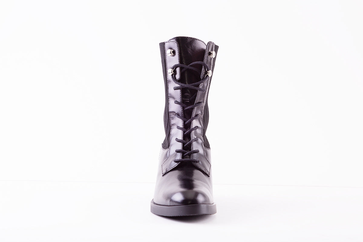 WONDERS G-6206 3/4 LENGTH LACED BOOT - BLACK LEATHER