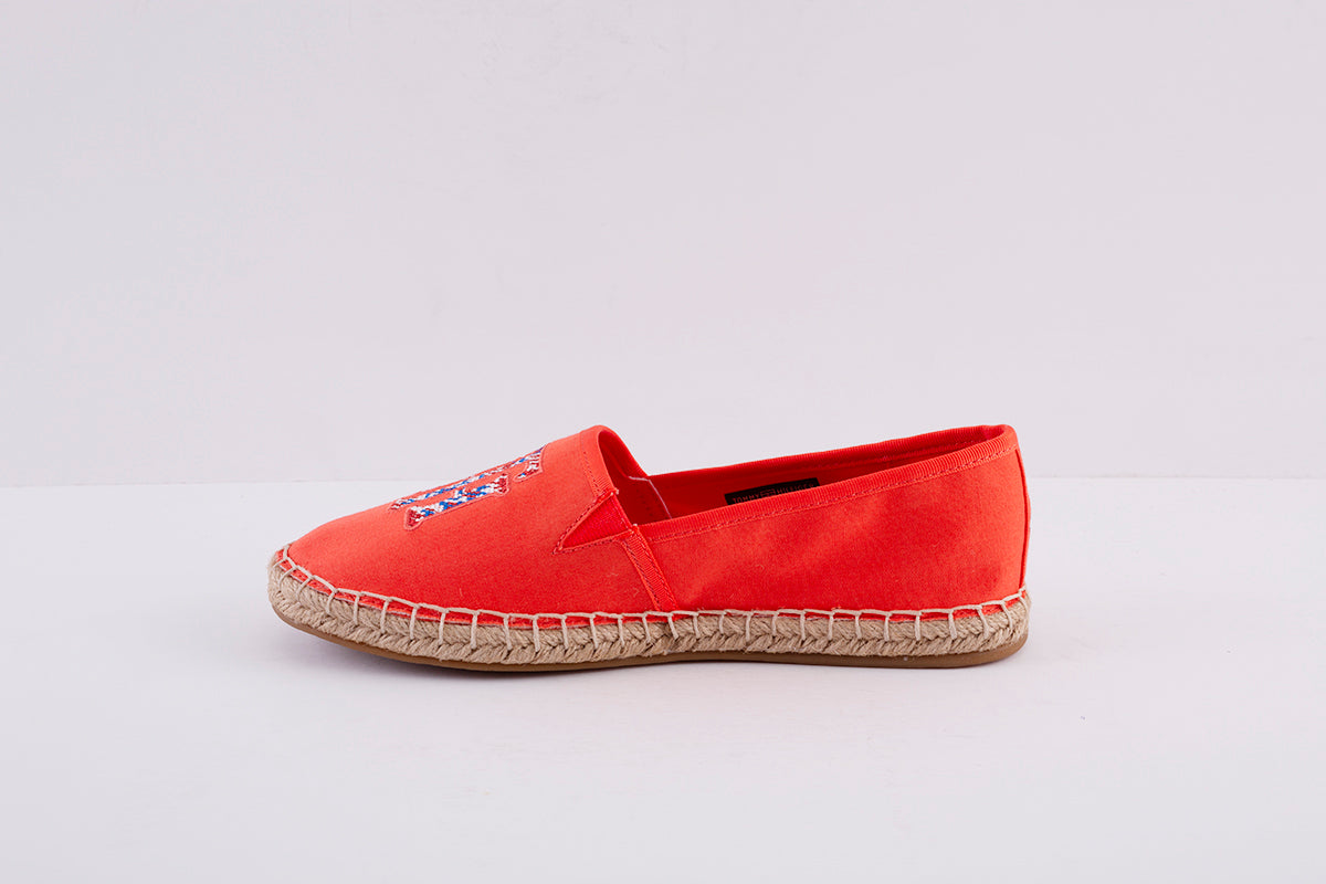 TOMMY HILFIGER - LOGO ESPAD- SLIP-ON CANVAS SHOE - CORAL