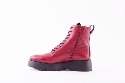 WONDERS A-9350 LACED WEDGE ANKLE BOOT WITH SIDE ZIP - RED LEATHER