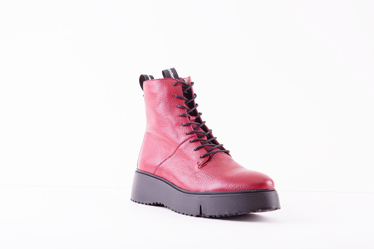 WONDERS A-9350 LACED WEDGE ANKLE BOOT WITH SIDE ZIP - RED LEATHER