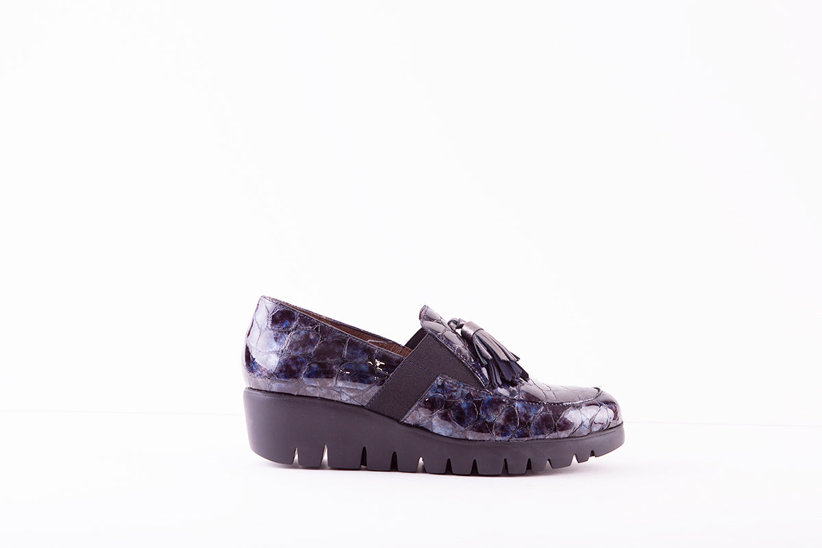 WONDERS C-33254 WEDGE SLIP-ON TASSEL SHOE - NAVY PATENT