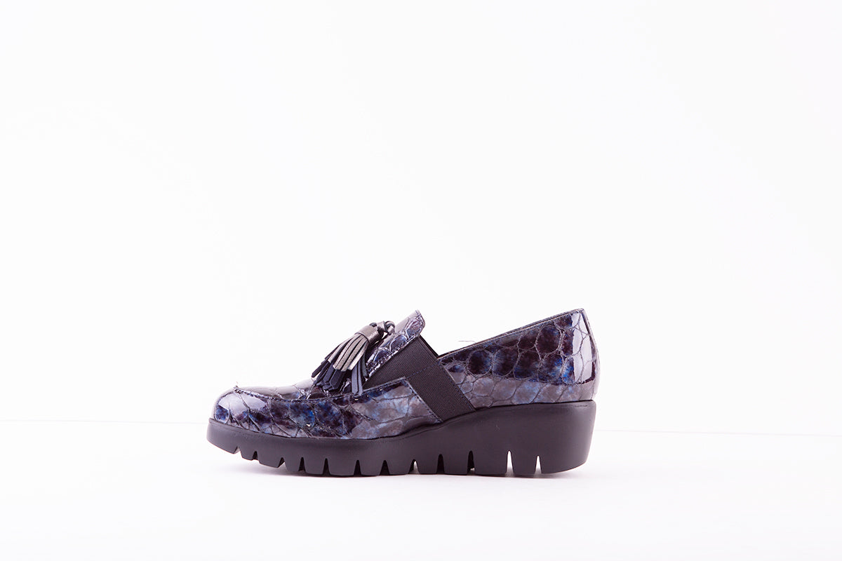WONDERS C-33254 WEDGE SLIP-ON TASSEL SHOE - NAVY PATENT