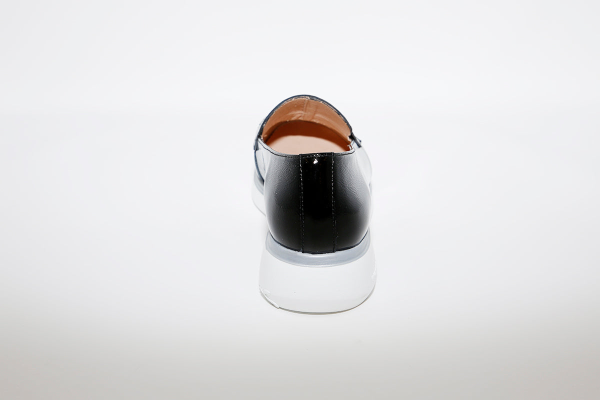 WONDERS - A-9703 PATENT LEATHER MOCCASINS - BLACK