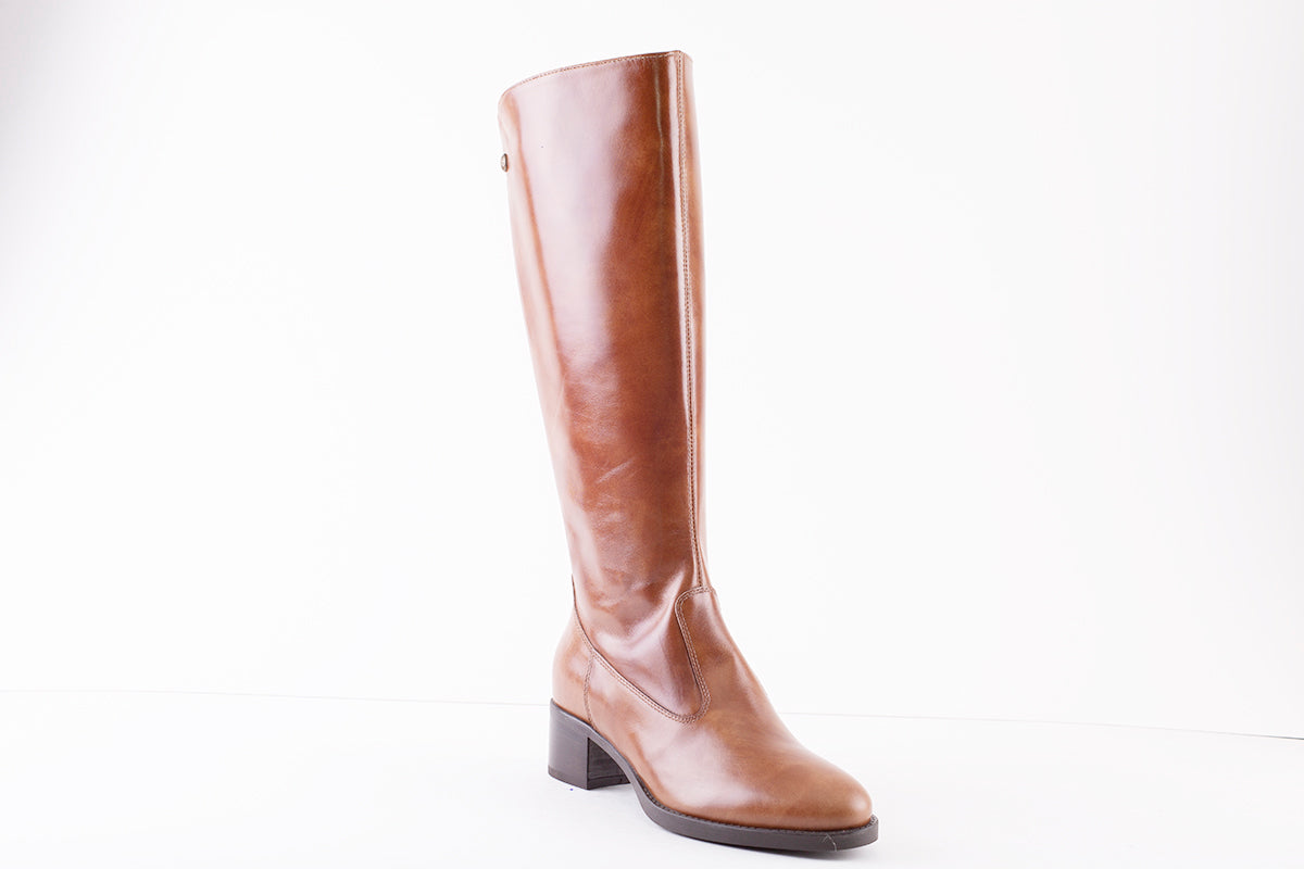 NeroGiardini - I117561D  LONG LOW HEEL BOOT - TAN LEATHER