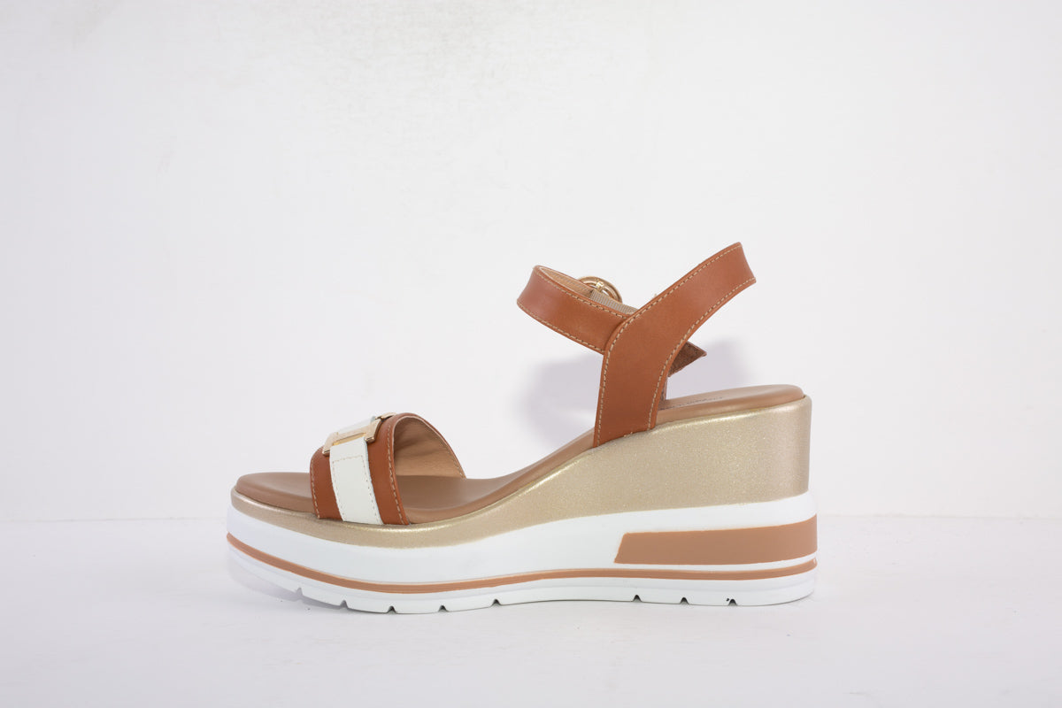 NeroGiardini - E218733D 329 HIGH WEDGE FASHION SANDAL - TAN