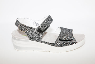 WALDLAUFER - CLAUDIA WEDGE SANDAL - BLACK MULTI