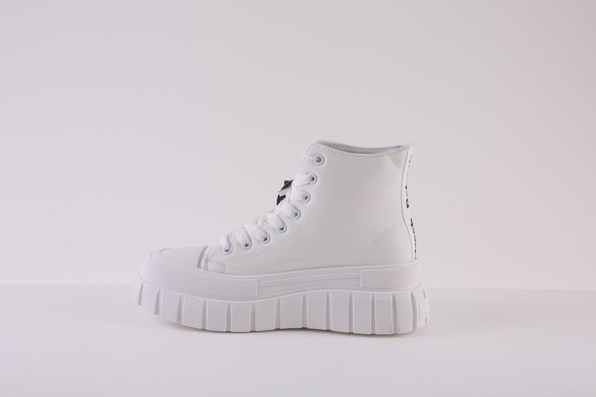 REFRESH - 170114 CHUNKY LACED ANKLE BOOT - WHITE