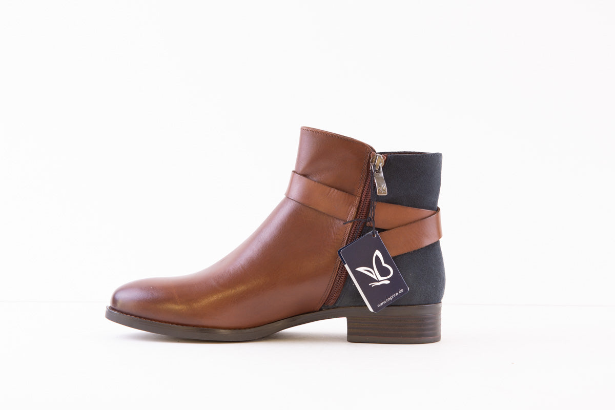 CAPRICE - 25330-387 FLAT ANKLE BOOT - TAN/NAVY