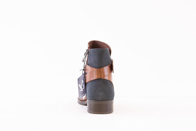 CAPRICE - 25330-387 FLAT ANKLE BOOT - TAN/NAVY