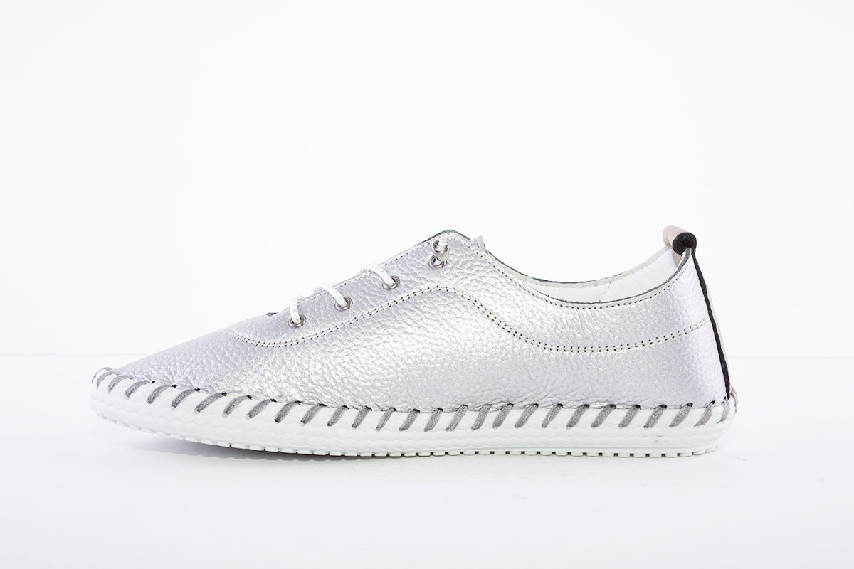 LUNAR - FLE030 St Ives Leather Plimsoll Silver