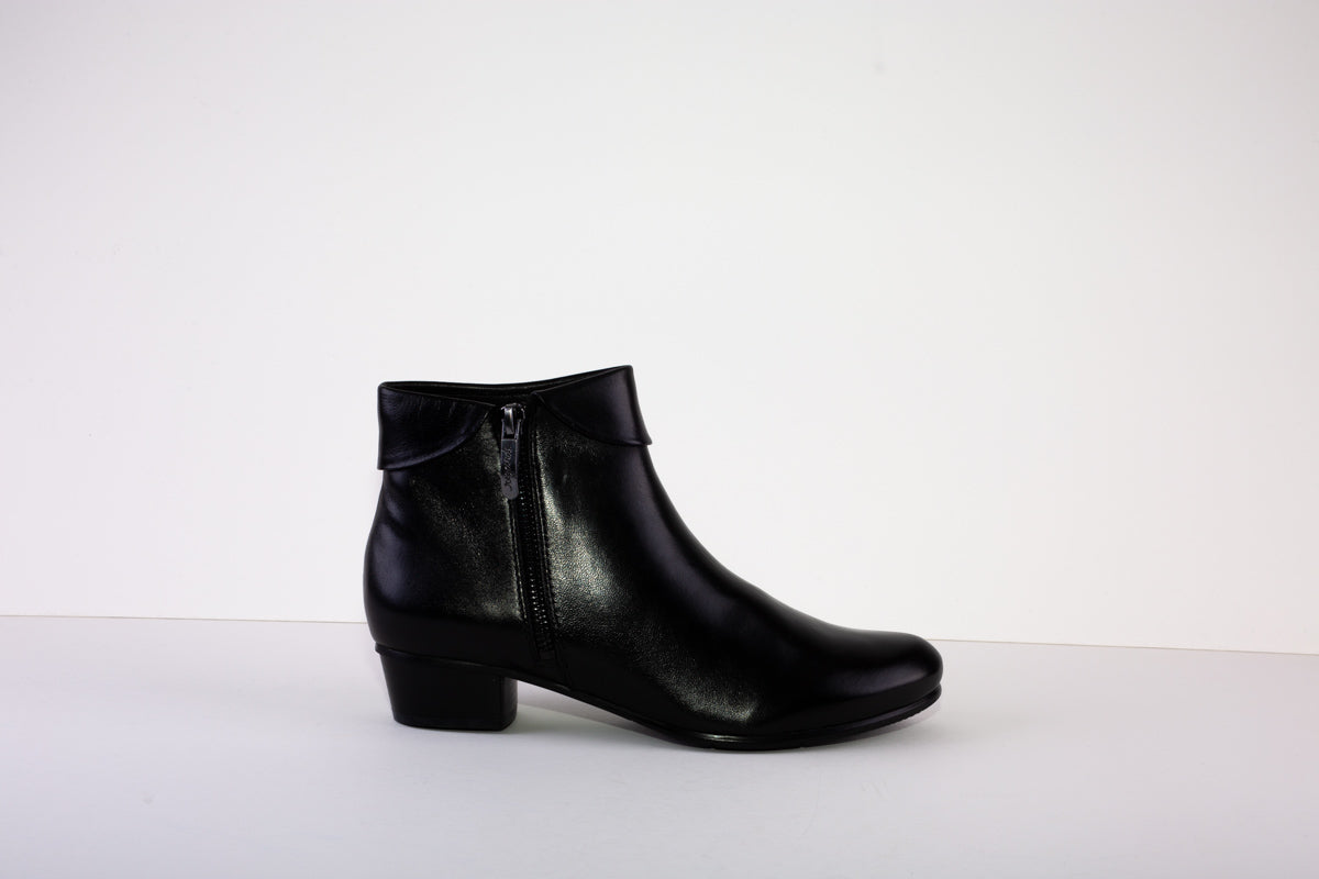 REGARDE LE CIEL STEFANY-03  ANKLE BOOT* - BLACK LEATHER