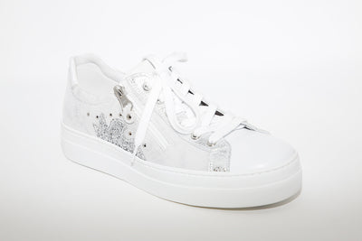 NeroGiardini - Laced Leather Sneakers - Silver/White