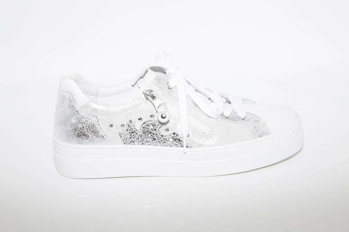 NeroGiardini - Laced Leather Sneakers - Silver/White