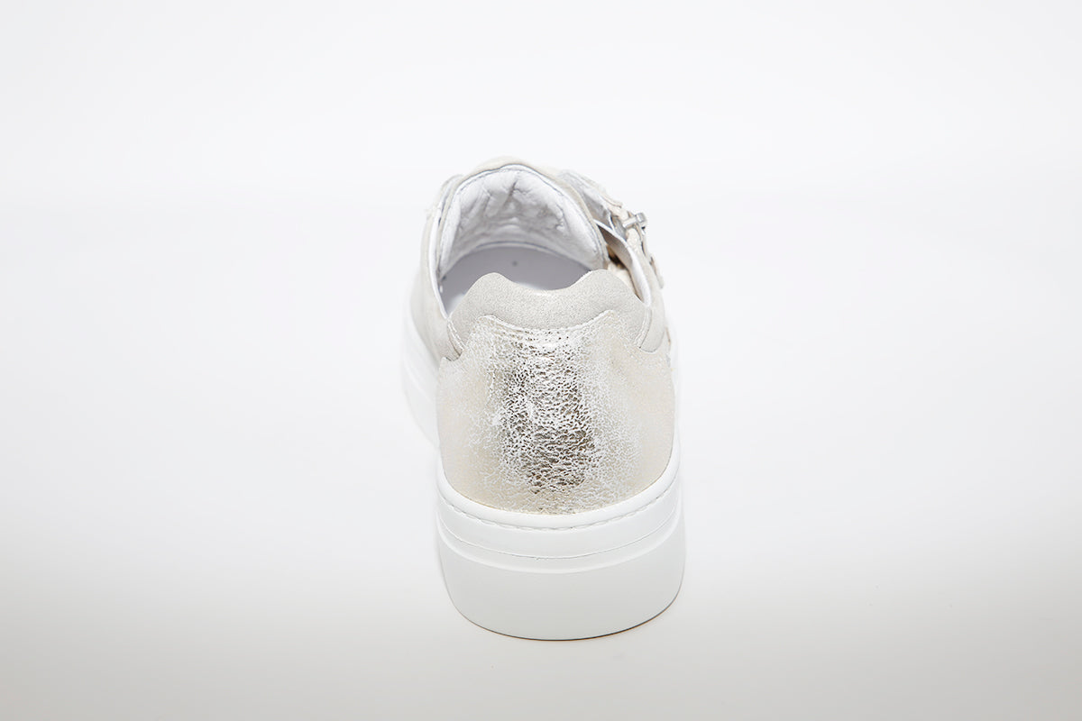 NeroGiardini - Laced Leather Sneakers - Beige/Gold