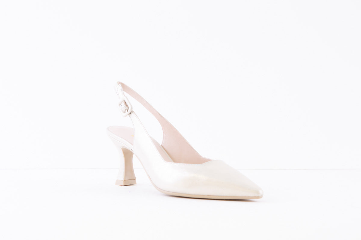 LODI - JUCO- MEDIUM HEEL SLING-BACK SHOE - GOLD
