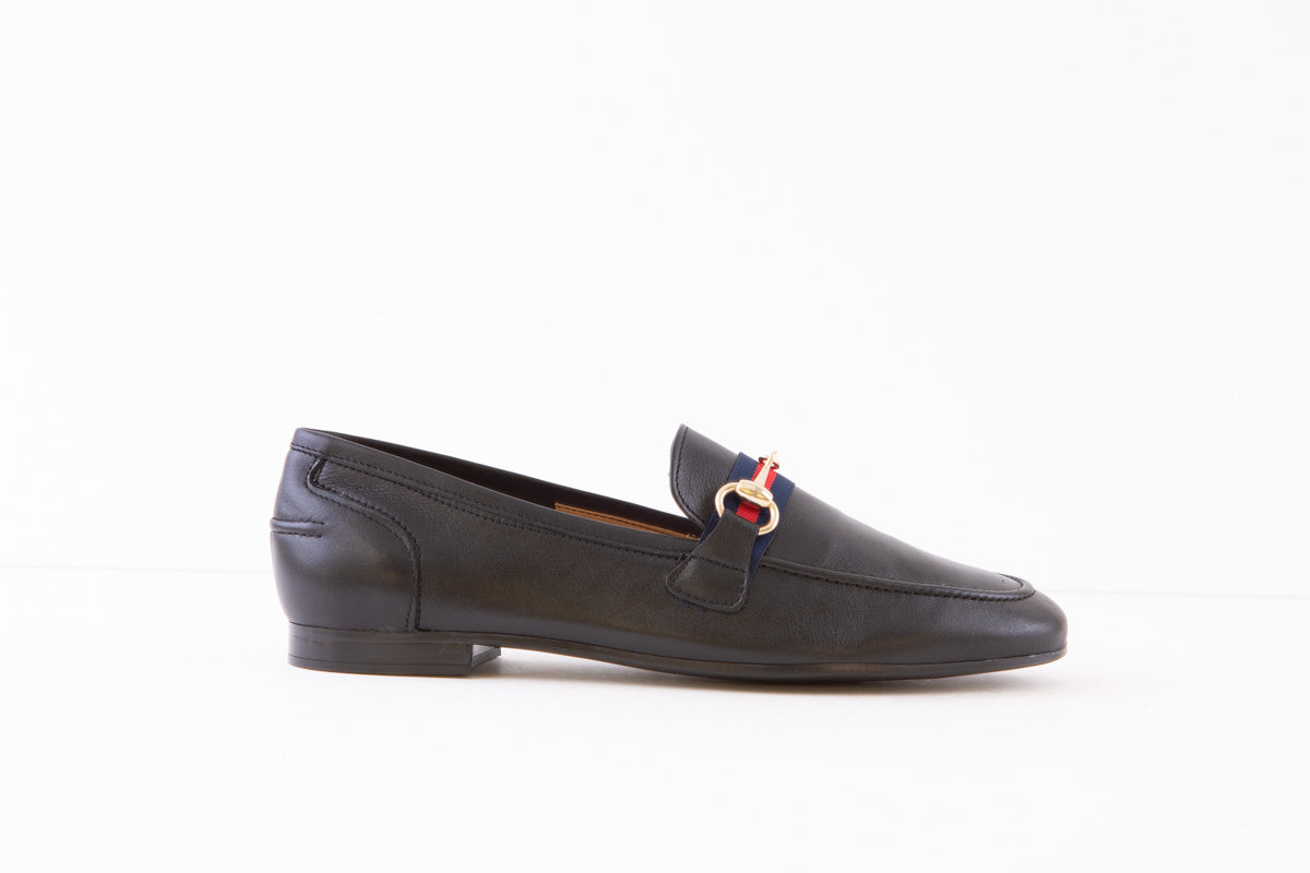 MARIA JAEN - 6003V LOW HEEL SLIP-ON SHOE - BLACK LEATHER