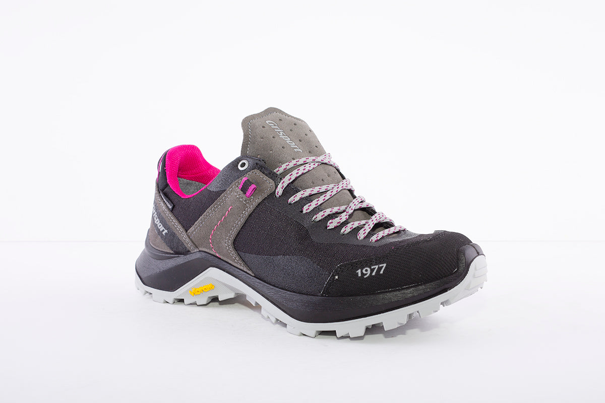 GRISPORT - CLG731 Lady Trident Walking/Hiking Shoe Black/Pink
