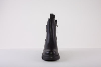 REFRESH 170139 CHUNKY LOW HEEL ZIP ANKLE BOOT - BLACK