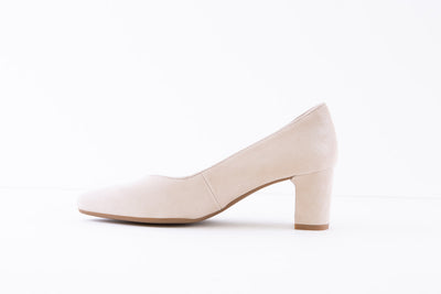 GABOR - 22.152.33 MEDIUM BLOCK HEEL COURT SHOE - BEIGE SUEDE