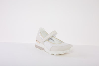 WALDLAUFER 939H32 201 H-CLARA LOW WEDGE STRAP SHOE - CREAM