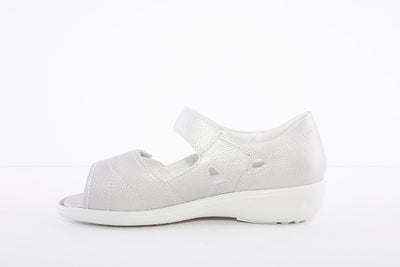 WALDLAUFER - KARA HEEL-IN FLAT SANDAL - SILVER