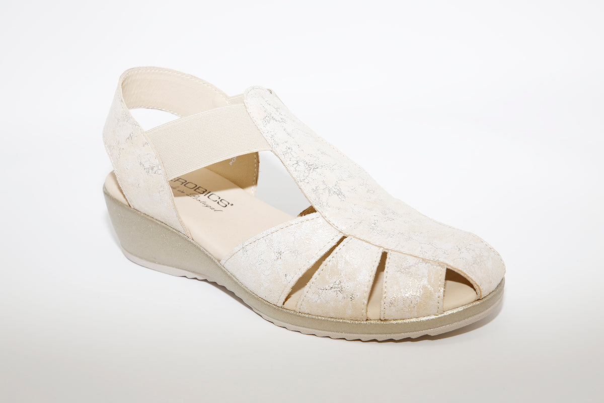 AEROBICS - 5859 TOE-IN SANDAL - GOLD