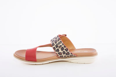 LUNAR - JLH152 Larkin Leopard Toe Loop Sandal Red