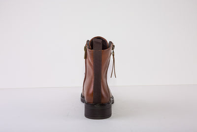 SUSST TOBY22 LOW HEEL ZIP/LACE ANKLE BOOT - TAN